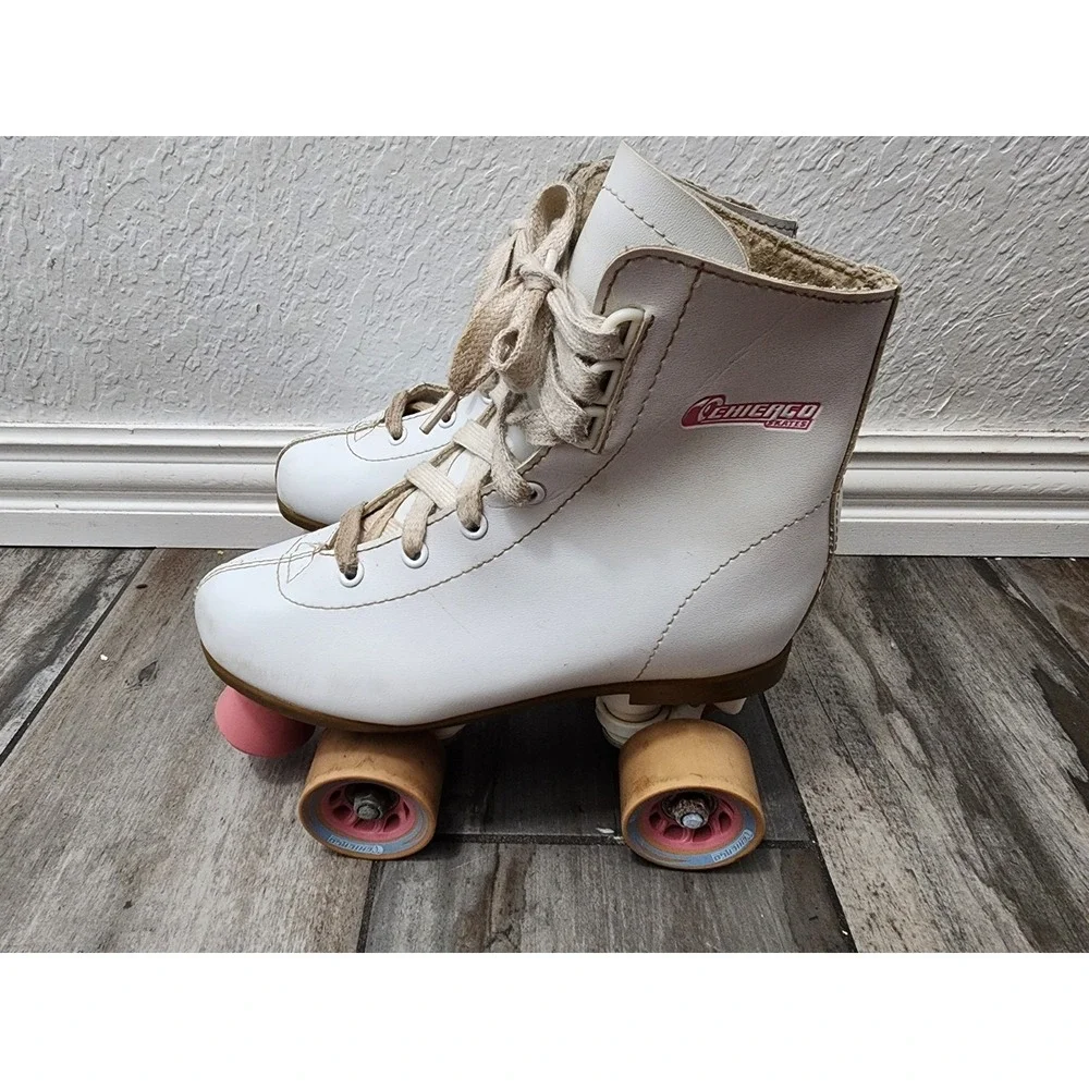 Vintage Chicago Girls Rink Skates White/Pink Size- Junior 3